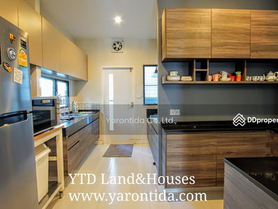 Mantana Bangna Km.7, Samut Prakan, Thailand Mantana Bangna Km.7, Samut Prakan, Thailand