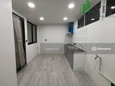 Townhome for rent Flora Marigold Rama3 - Sathupradit (SPSAM1135), Bangkok, Thailand Townhome for rent Flora Marigold Rama3 - Sathupradit (SPSAM1135), Bangkok, Thailand