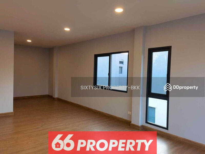 Centro Bangna, Samut Prakan, Thailand Centro Bangna, Samut Prakan, Thailand