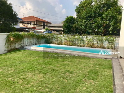 Spacious 4-Br House near BTS Udom Suk, Bangkok, Thailand Spacious 4-Br House near BTS Udom Suk, Bangkok, Thailand