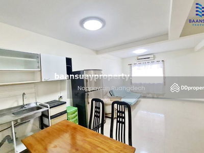 For rent, 3-story townhome, Bangkoknon Road. Near the Purple Line, Tiwanon Intersection Station, Nonthaburi, Thailand For rent, 3-story townhome, Bangkoknon Road. Near the Purple Line, Tiwanon Intersection Station, Nonthaburi, Thailand