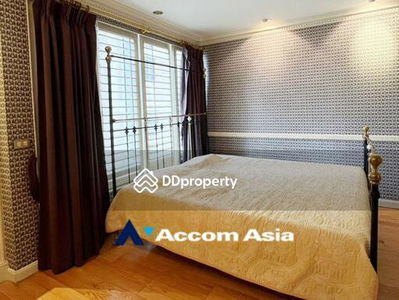 Langsuan Ville, Bangkok, Thailand Langsuan Ville, Bangkok, Thailand