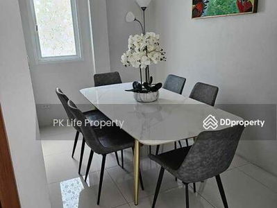 Housing in Ban Ratsada, Thailand Housing in Ban Ratsada, Thailand