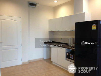 The LightHouse Sathorn–Chareonnakorn, Bangkok, Thailand The LightHouse Sathorn–Chareonnakorn, Bangkok, Thailand