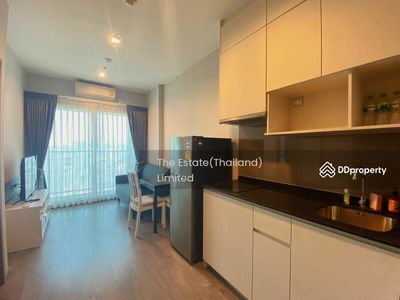 Whizdom Avenue Ratchada-Ladprao, Bangkok, Thailand Whizdom Avenue Ratchada-Ladprao, Bangkok, Thailand