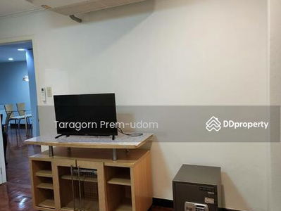 Acadamia Grand Tower, Bangkok, Thailand Acadamia Grand Tower, Bangkok, Thailand