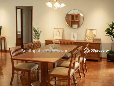 Sindhorn Residence, Bangkok, Thailand Sindhorn Residence, Bangkok, Thailand