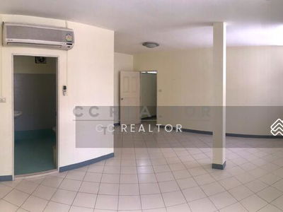 House For Rent Thonglor open Beauty Clinic , Showroom , cafe , Restaurant, Thailand House For Rent Thonglor open Beauty Clinic , Showroom , cafe , Restaurant, Thailand