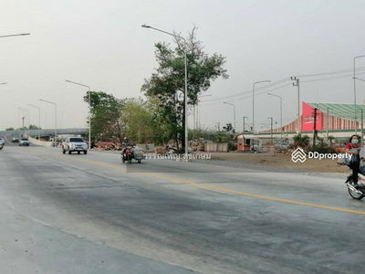 For sale and rent, land filled in, 4-1-37. rai higher than the road, near the new Si Mum Mueang Mai Market, Mueang District, Pathum Thani., Thailand For sale and rent, land filled in, 4-1-37. rai higher than the road, near the new Si Mum Mueang Mai Market, Mueang District, Pathum Thani., Thailand