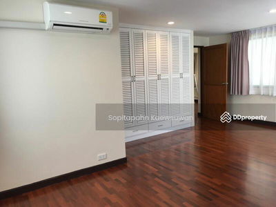 10110, Bangkok, Thailand 10110, Bangkok, Thailand