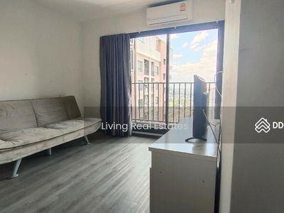 Rich Park @ Triple Station, Bangkok, Thailand Rich Park @ Triple Station, Bangkok, Thailand