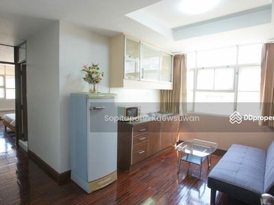 Le Vanvarothai, Bangkok, Thailand Le Vanvarothai, Bangkok, Thailand