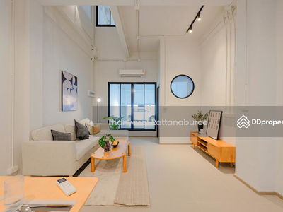 Townhome renovate at Charoen Krung, Bangkok, Thailand Townhome renovate at Charoen Krung, Bangkok, Thailand