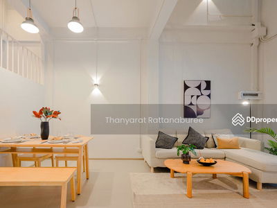 Townhome renovate at Charoen Krung, Bangkok, Thailand Townhome renovate at Charoen Krung, Bangkok, Thailand