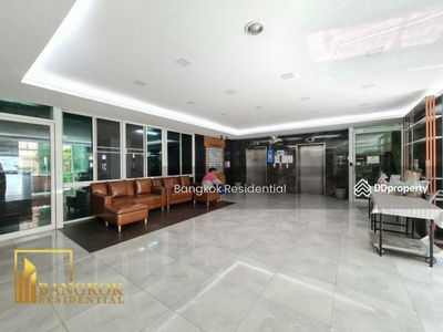 Saranjai Mansion, Bangkok, Thailand Saranjai Mansion, Bangkok, Thailand