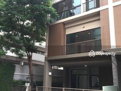 Lumpini Town Residence Bangna, Bangkok, Thailand Lumpini Town Residence Bangna, Bangkok, Thailand