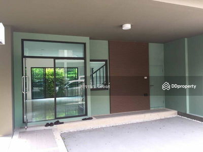 Lumpini Town Residence Bangna, Bangkok, Thailand Lumpini Town Residence Bangna, Bangkok, Thailand