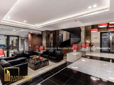 Runesu Thonglor 5, Bangkok, Thailand Runesu Thonglor 5, Bangkok, Thailand