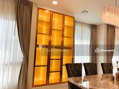 Nantawan Rama 9 New Krungthepkreetha, Bangkok, Thailand Nantawan Rama 9 New Krungthepkreetha, Bangkok, Thailand