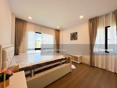 Nantawan Rama 9 New Krungthepkreetha, Bangkok, Thailand Nantawan Rama 9 New Krungthepkreetha, Bangkok, Thailand