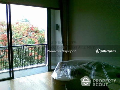 Vincente Sukhumvit 49, Bangkok, Thailand Vincente Sukhumvit 49, Bangkok, Thailand