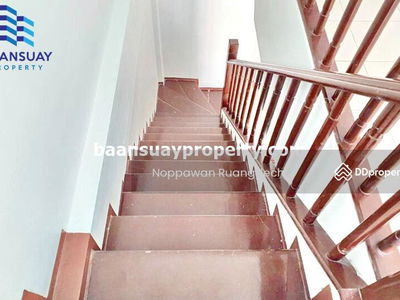 For rent, 3-story townhome, Srinakarin Road, near Thanya Park Mall, Srinakarin, Bangkok., Thailand For rent, 3-story townhome, Srinakarin Road, near Thanya Park Mall, Srinakarin, Bangkok., Thailand