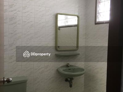 Lat Phrao 41, Bangkok, Thailand Lat Phrao 41, Bangkok, Thailand