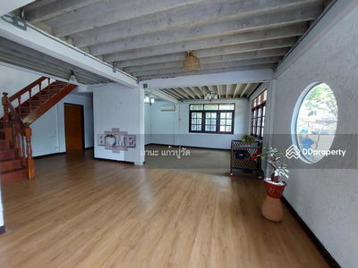 Lat Phrao 41, Bangkok, Thailand Lat Phrao 41, Bangkok, Thailand