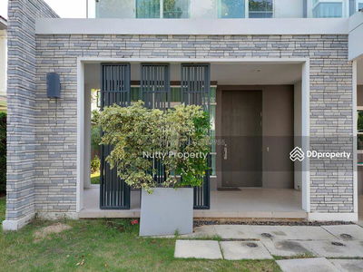 Mantana Bangna Km.7, Samut Prakan, Thailand Mantana Bangna Km.7, Samut Prakan, Thailand