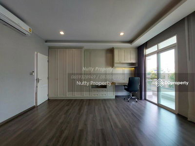 Mantana Bangna Km.7, Samut Prakan, Thailand Mantana Bangna Km.7, Samut Prakan, Thailand