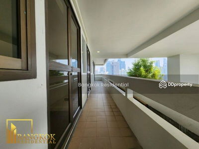 Crystal Garden, Bangkok, Thailand Crystal Garden, Bangkok, Thailand