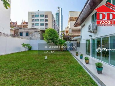 Asoke Sukhumvit 22, Bangkok, Thailand Asoke Sukhumvit 22, Bangkok, Thailand