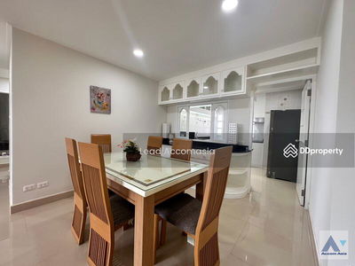 Richmond Palace, Bangkok, Thailand Richmond Palace, Bangkok, Thailand