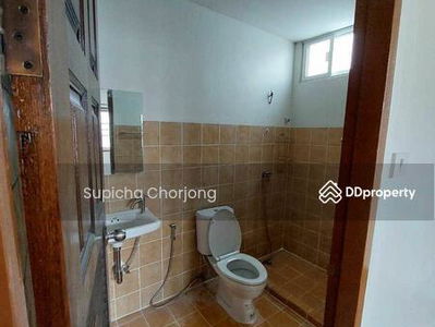 10260, Bangkok, Thailand 10260, Bangkok, Thailand