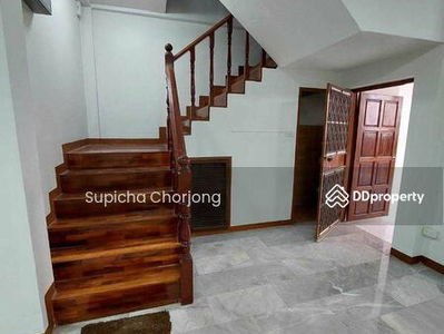 10260, Bangkok, Thailand 10260, Bangkok, Thailand