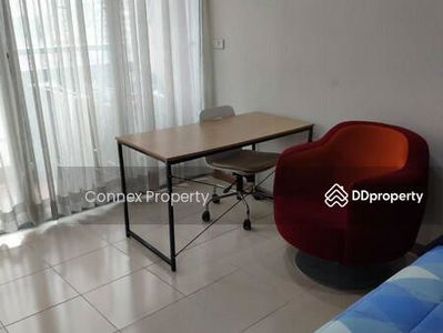 Silom Grand Terrace, Bangkok, Thailand Silom Grand Terrace, Bangkok, Thailand