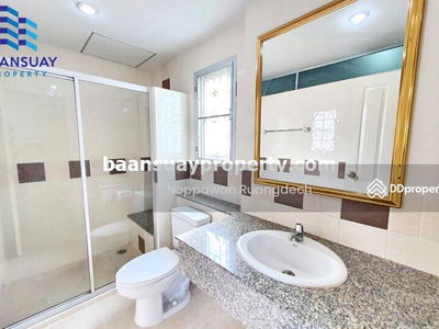 For rent, 3-story townhome, corner unit, Bangkoknon Road. Near the Purple Line, Tiwanon Intersection Station, Nonthaburi, Thailand For rent, 3-story townhome, corner unit, Bangkoknon Road. Near the Purple Line, Tiwanon Intersection Station, Nonthaburi, Thailand