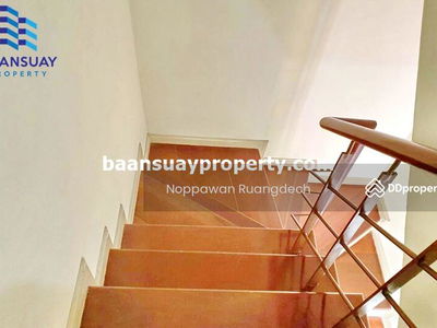 For rent, 3-story townhome, corner unit, Bangkoknon Road. Near the Purple Line, Tiwanon Intersection Station, Nonthaburi, Thailand For rent, 3-story townhome, corner unit, Bangkoknon Road. Near the Purple Line, Tiwanon Intersection Station, Nonthaburi, Thailand