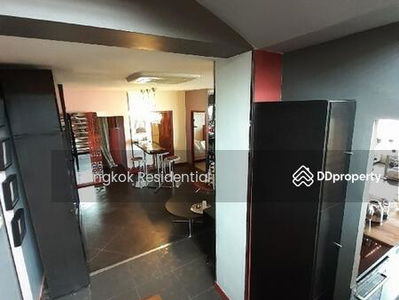 Country Complex Bangna, Bangkok, Thailand Country Complex Bangna, Bangkok, Thailand