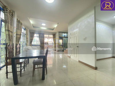 Golden Home Laem Chabang, Thung Sukla Subdistrict, Si Racha District, Chon Buri Province, Chon Buri, Thailand Golden Home Laem Chabang, Thung Sukla Subdistrict, Si Racha District, Chon Buri Province, Chon Buri, Thailand