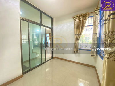 Golden Home Laem Chabang, Thung Sukla Subdistrict, Si Racha District, Chon Buri Province, Chon Buri, Thailand Golden Home Laem Chabang, Thung Sukla Subdistrict, Si Racha District, Chon Buri Province, Chon Buri, Thailand