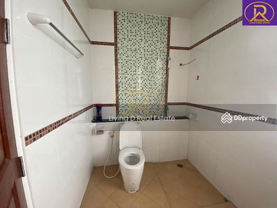 Golden Home Laem Chabang, Thung Sukla Subdistrict, Si Racha District, Chon Buri Province, Chon Buri, Thailand Golden Home Laem Chabang, Thung Sukla Subdistrict, Si Racha District, Chon Buri Province, Chon Buri, Thailand