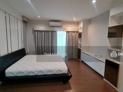 Luxury 2-story detached house, Village: Lumpini Suan Luang Rama 9,, Bangkok, Thailand Luxury 2-story detached house, Village: Lumpini Suan Luang Rama 9,, Bangkok, Thailand