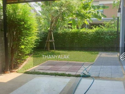Luxury 2-story detached house, Village: Lumpini Suan Luang Rama 9,, Bangkok, Thailand Luxury 2-story detached house, Village: Lumpini Suan Luang Rama 9,, Bangkok, Thailand