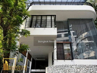 Townhouse in Compound, Bangkok, Thailand Townhouse in Compound, Bangkok, Thailand