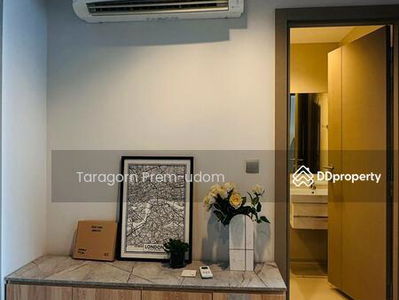 Life Asoke-Rama 9, Bangkok, Thailand Life Asoke-Rama 9, Bangkok, Thailand