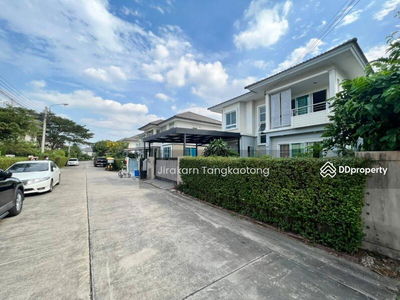 S-Gate Premium Kanchanpisek, Nonthaburi, Thailand S-Gate Premium Kanchanpisek, Nonthaburi, Thailand