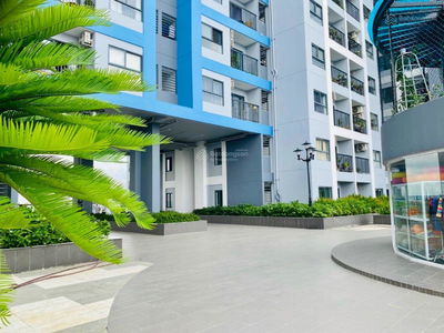 Saigon Avenue, Vietnam Saigon Avenue, Vietnam