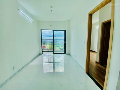 Saigon Avenue, Vietnam Saigon Avenue, Vietnam