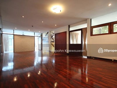 10110, Bangkok, Thailand 10110, Bangkok, Thailand